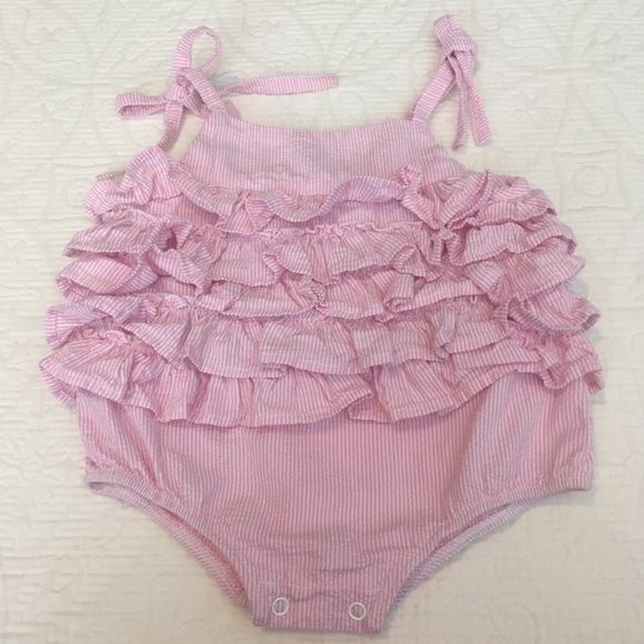 12-18m (4/$20) Seersucker Sunsuit of Ruffles by MudPie - Picture 1 of 7